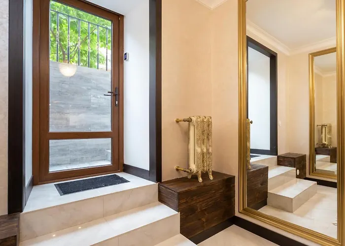 Comfortable Bunker Self Check-in 24 7 *