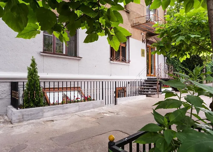 Comfortable Bunker Self Check-in 24 7 *