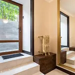 Comfortable Bunker Self Check-in 24 7 *