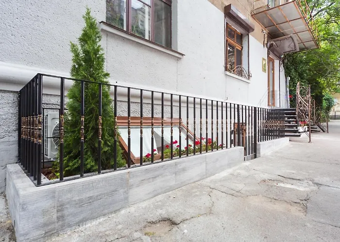 Comfortable Bunker Self Check-in 24 7 Apartman